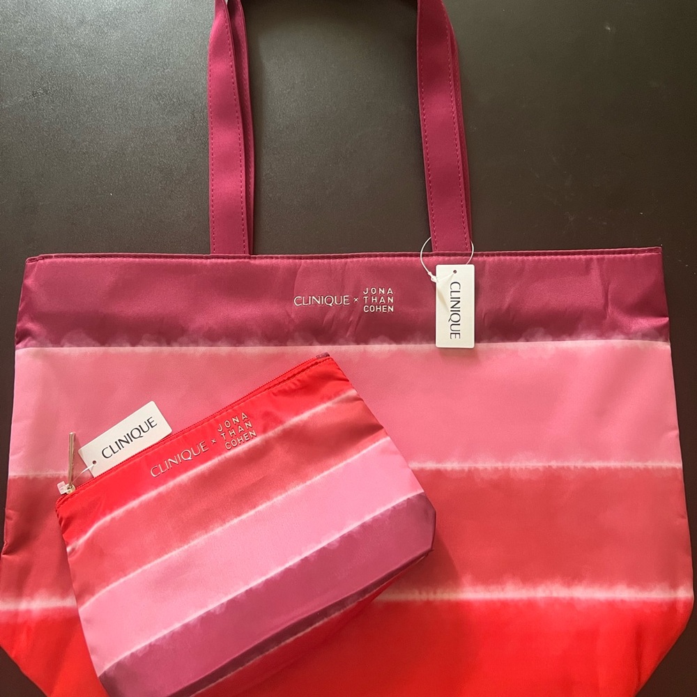 Clinique Gradient Pink and Red Tote Bag Set